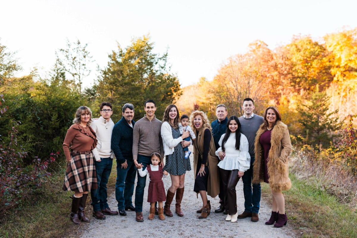 extended family photography session on path 2022 client superlative awards